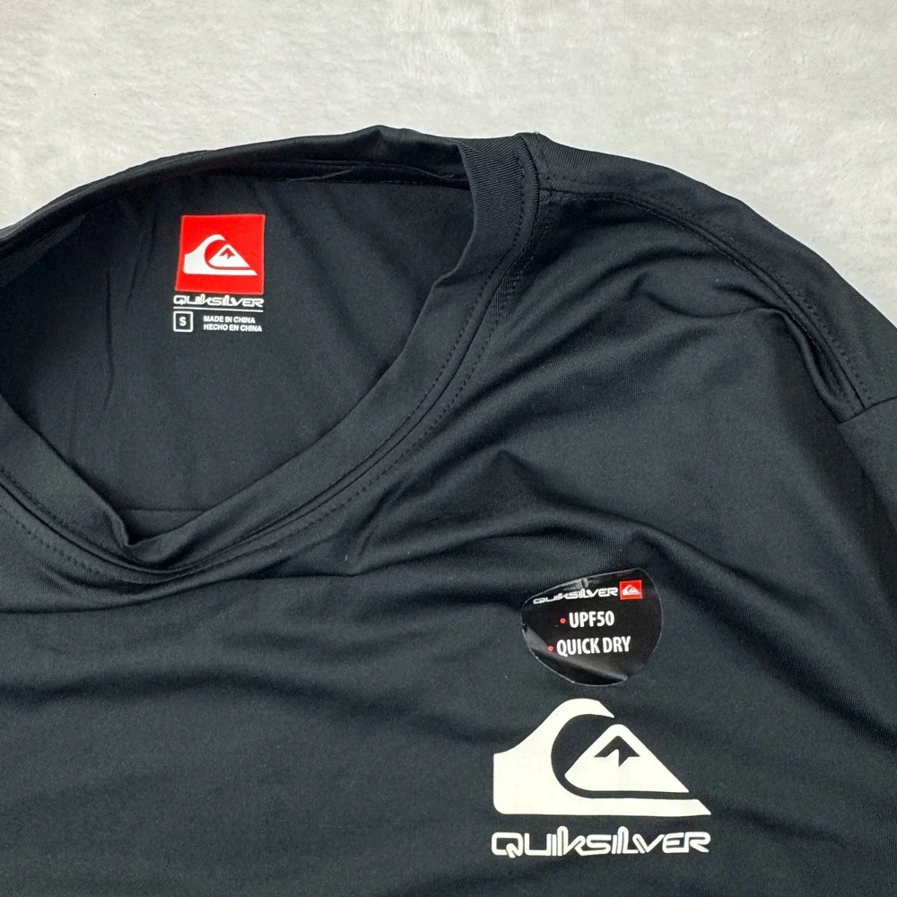 Quiksilver Mens Long Sleeve Rash Guard Black UPF 50 Quick Dry Swim Shirt NWT NEW